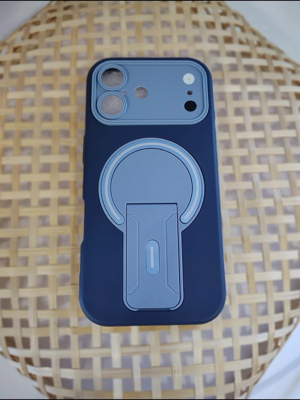 Blue Magnetic Ring Iphone 17 Case with Kickstand